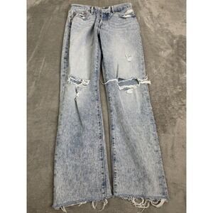 Levi's Light Blue Distressed Straight Leg women’s Jeans 28